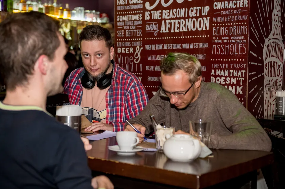QuizAlliance.com - квизы в баре
